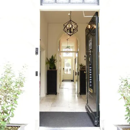 De Oude Pastorie * Лиссе